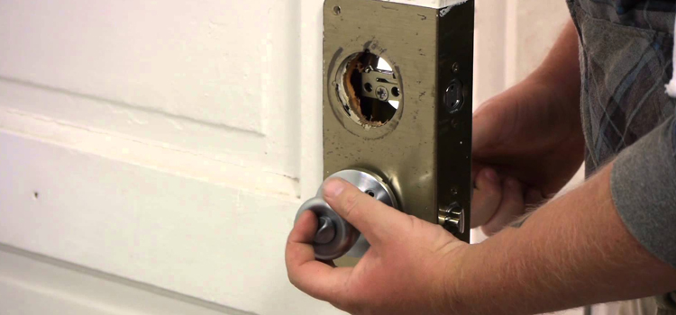 Home Lock Change in Four Corners